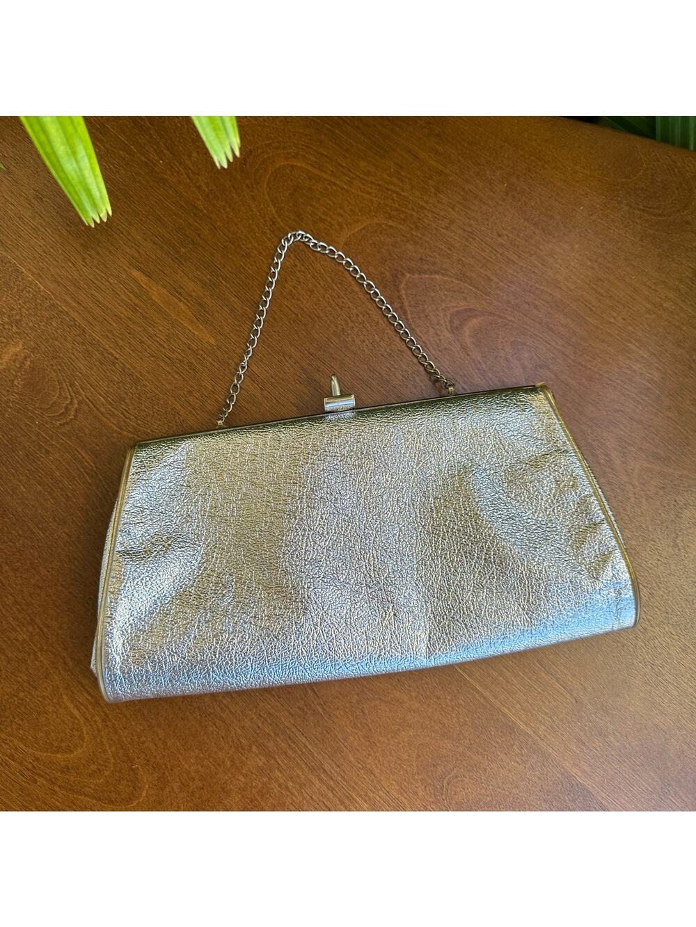 Vintage 1960s Gold/Silver Lame' Convertible Clutch Structured Purse w Clasp